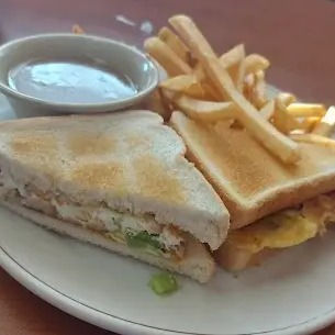 Chinese food at Dell Cafe Calgary